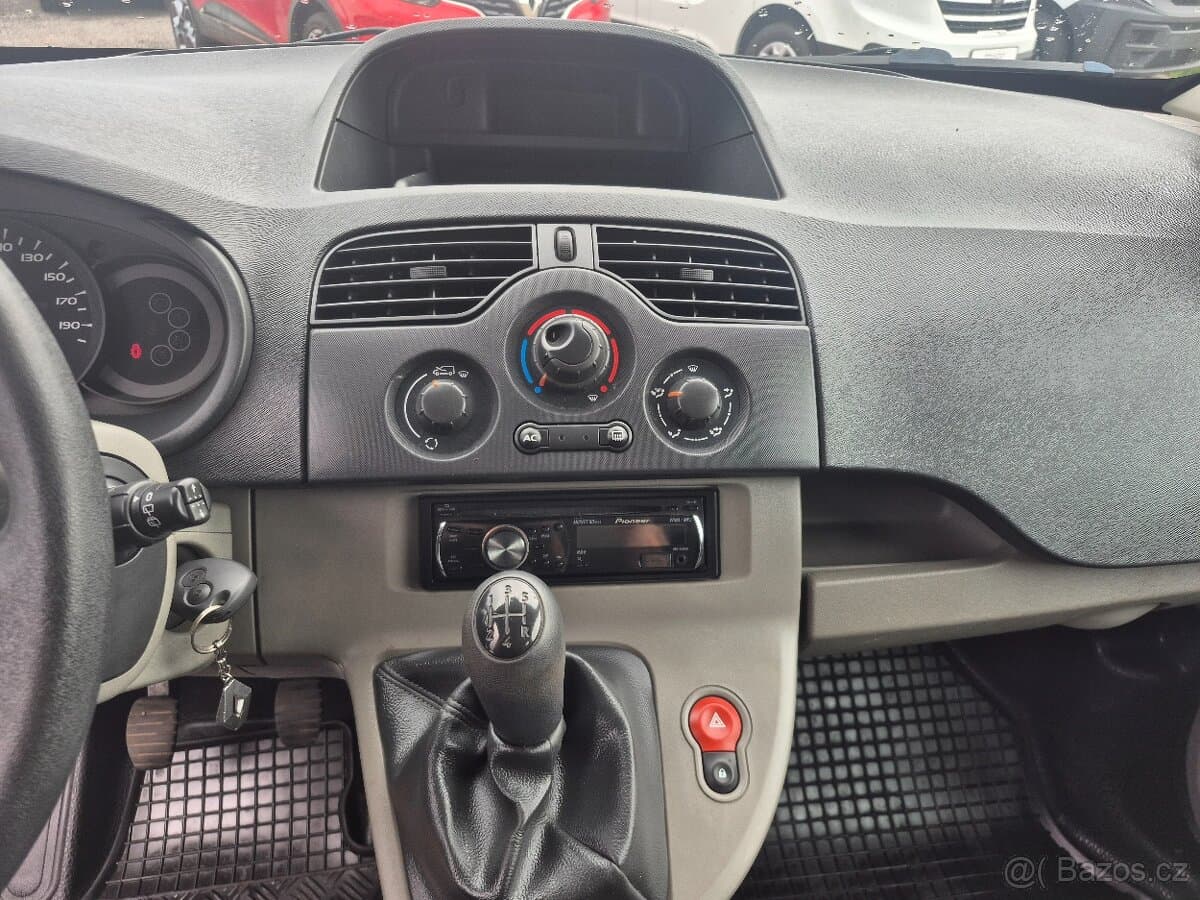 2010 Renault KANGOO - 17