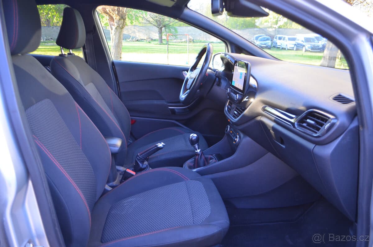 2020 Ford FIESTA - 17