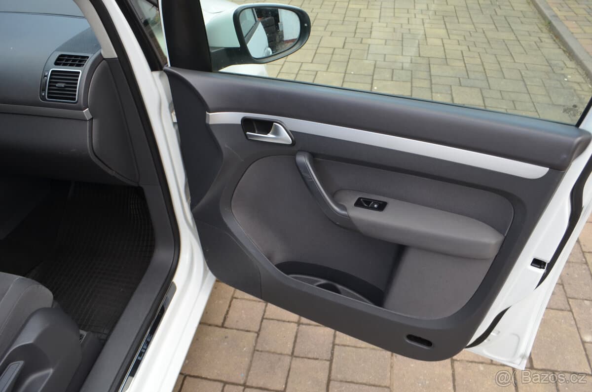 2014 Volkswagen TOURAN - 17