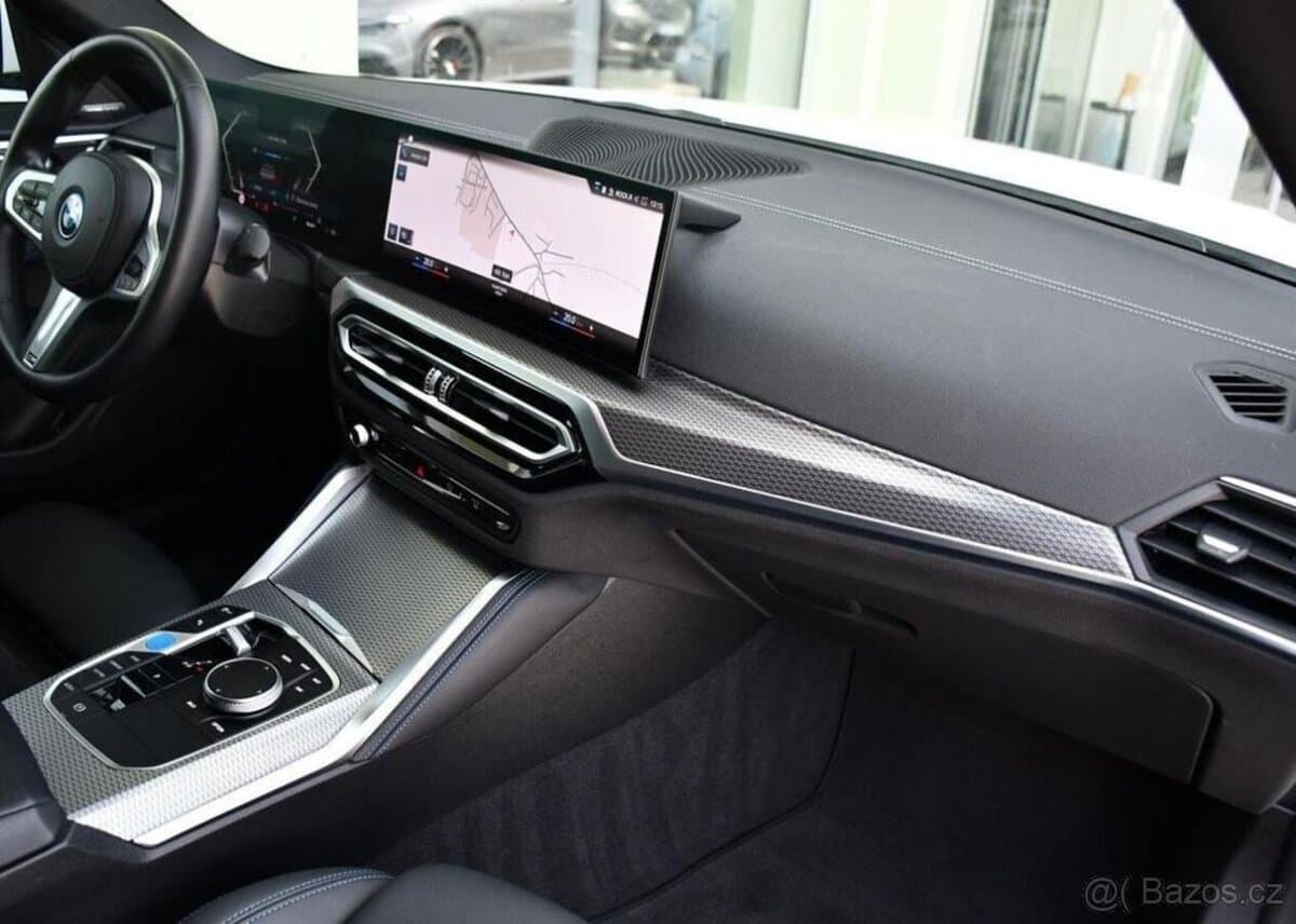 2023 BMW i4 - 17