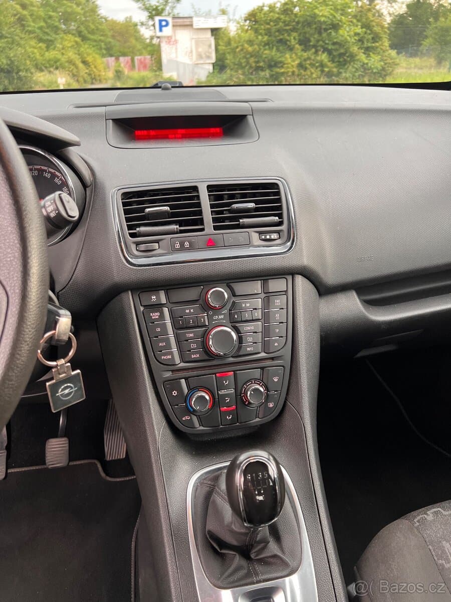 2016 Opel MERIVA - 17