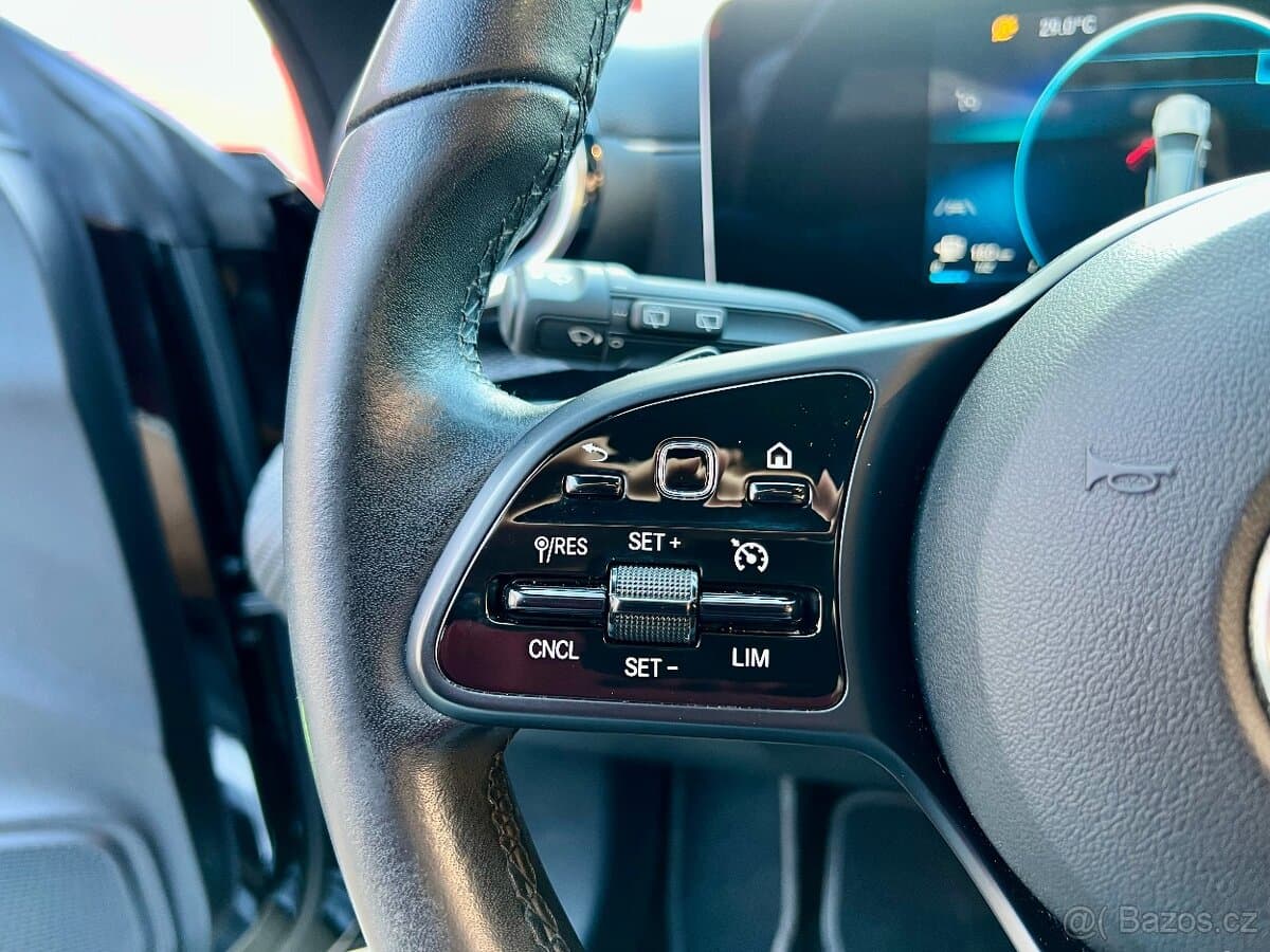 2020 Mercedes-Benz CLA - 17