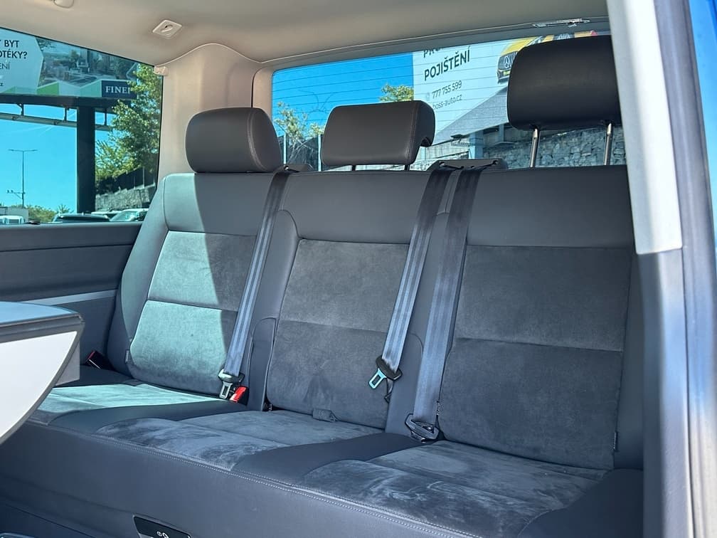 2014 Volkswagen MULTIVAN - 17