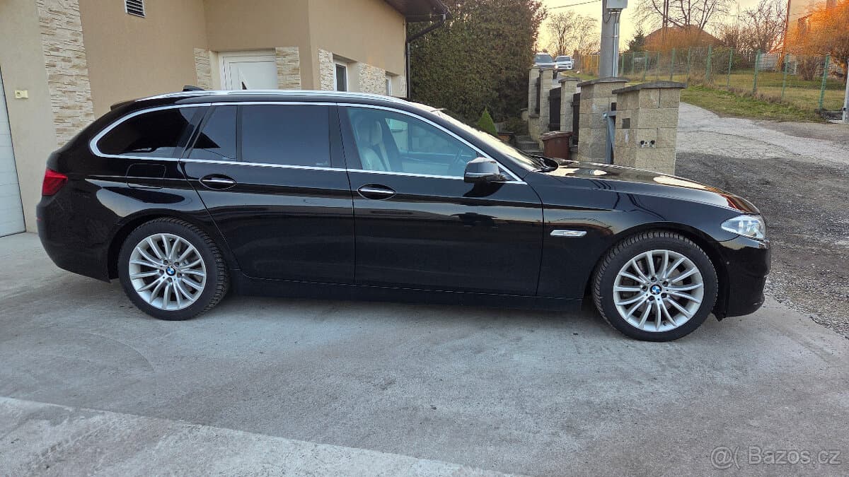 2017 BMW 5-SERIES - 17