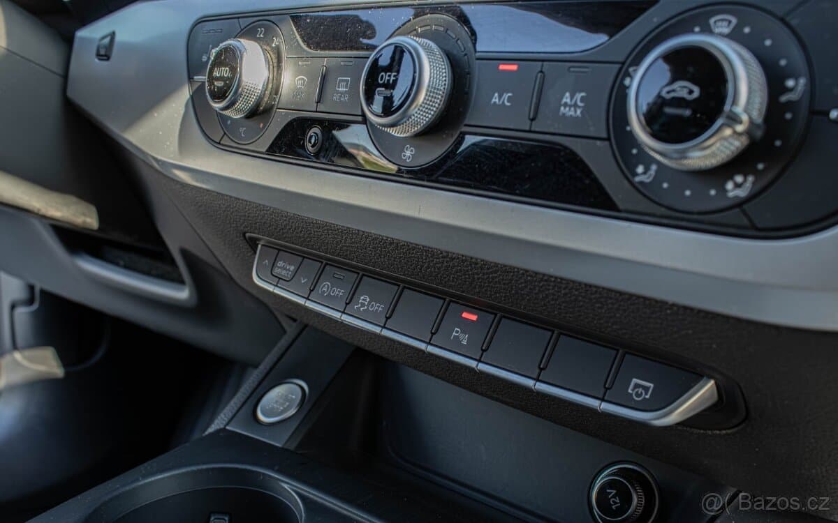 2016 Audi A4 - 17