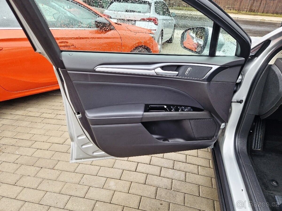 2021 Ford MONDEO - 17