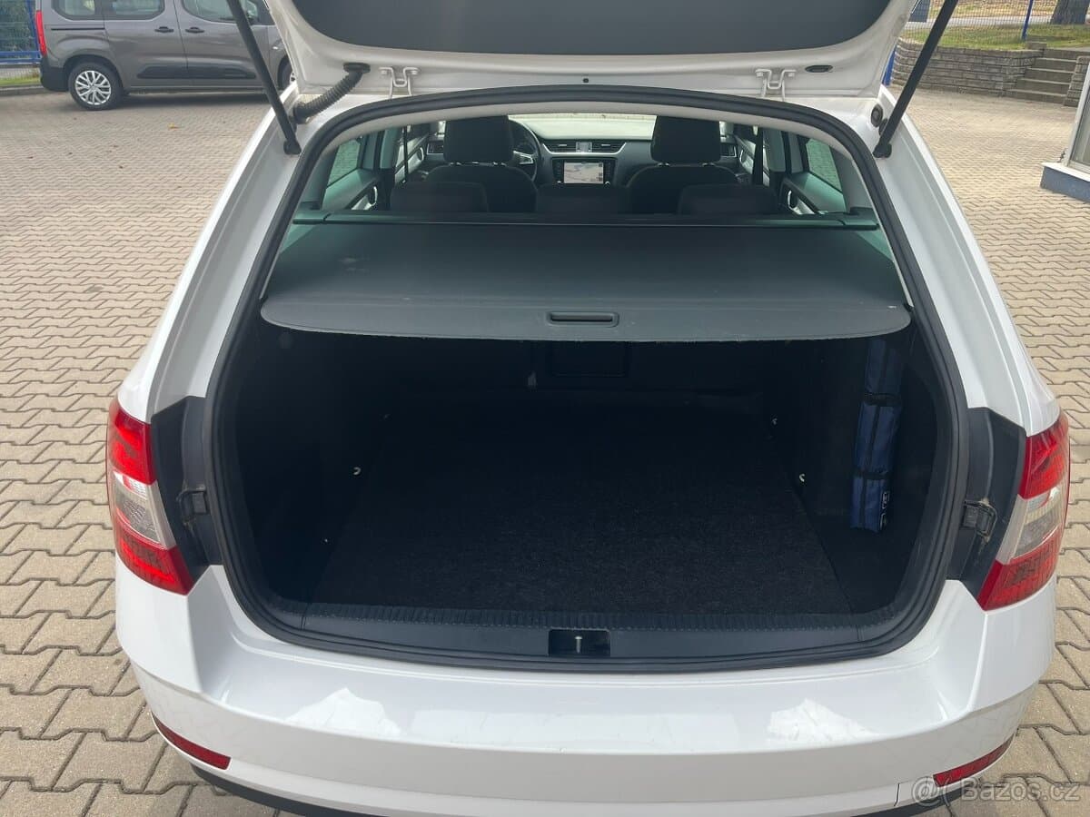 2019 Škoda OCTAVIA - 17