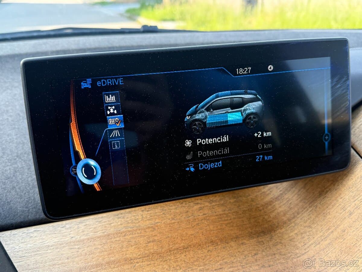 2014 BMW i3 - 17