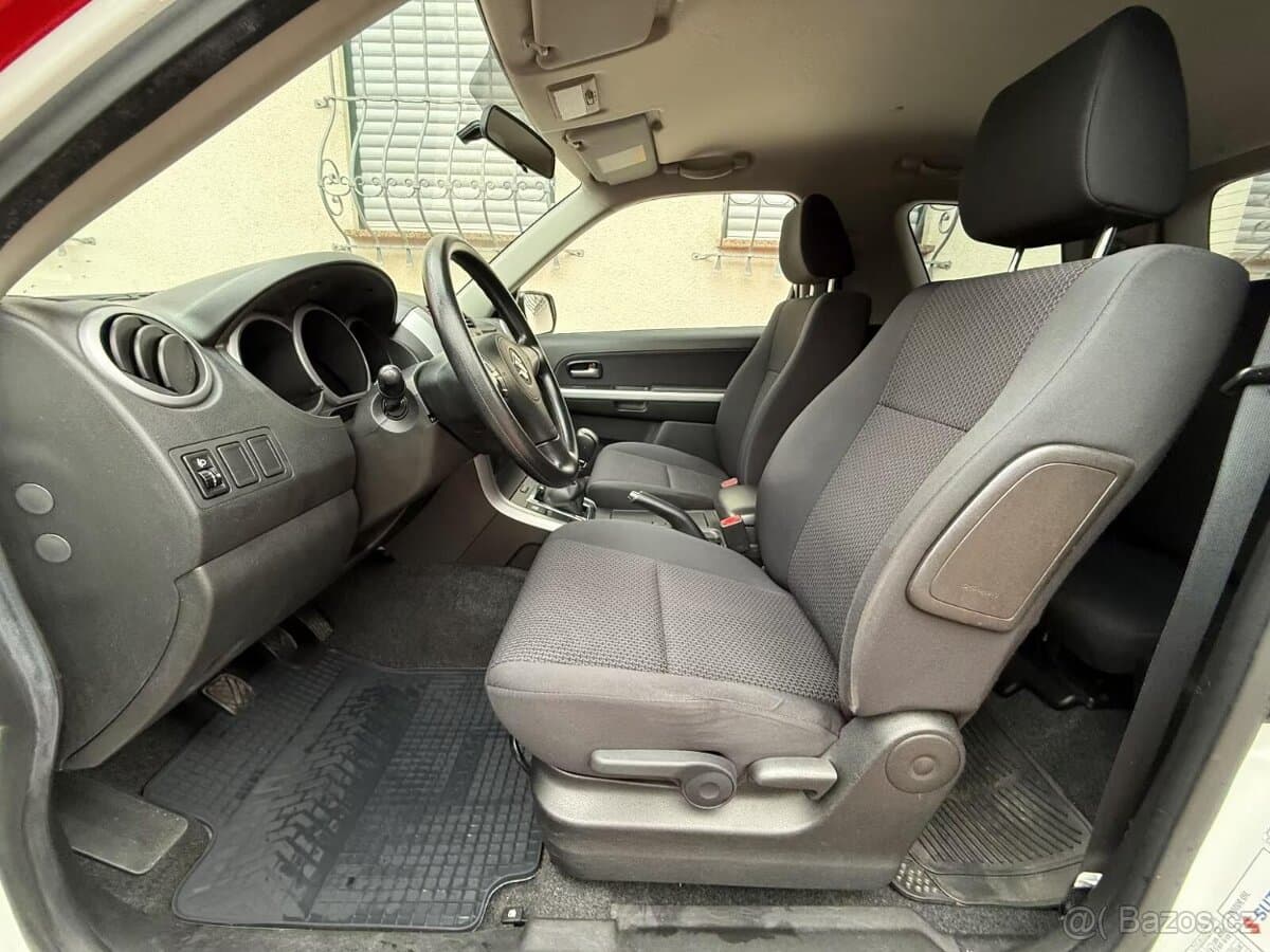2014 Suzuki GRAND - 17