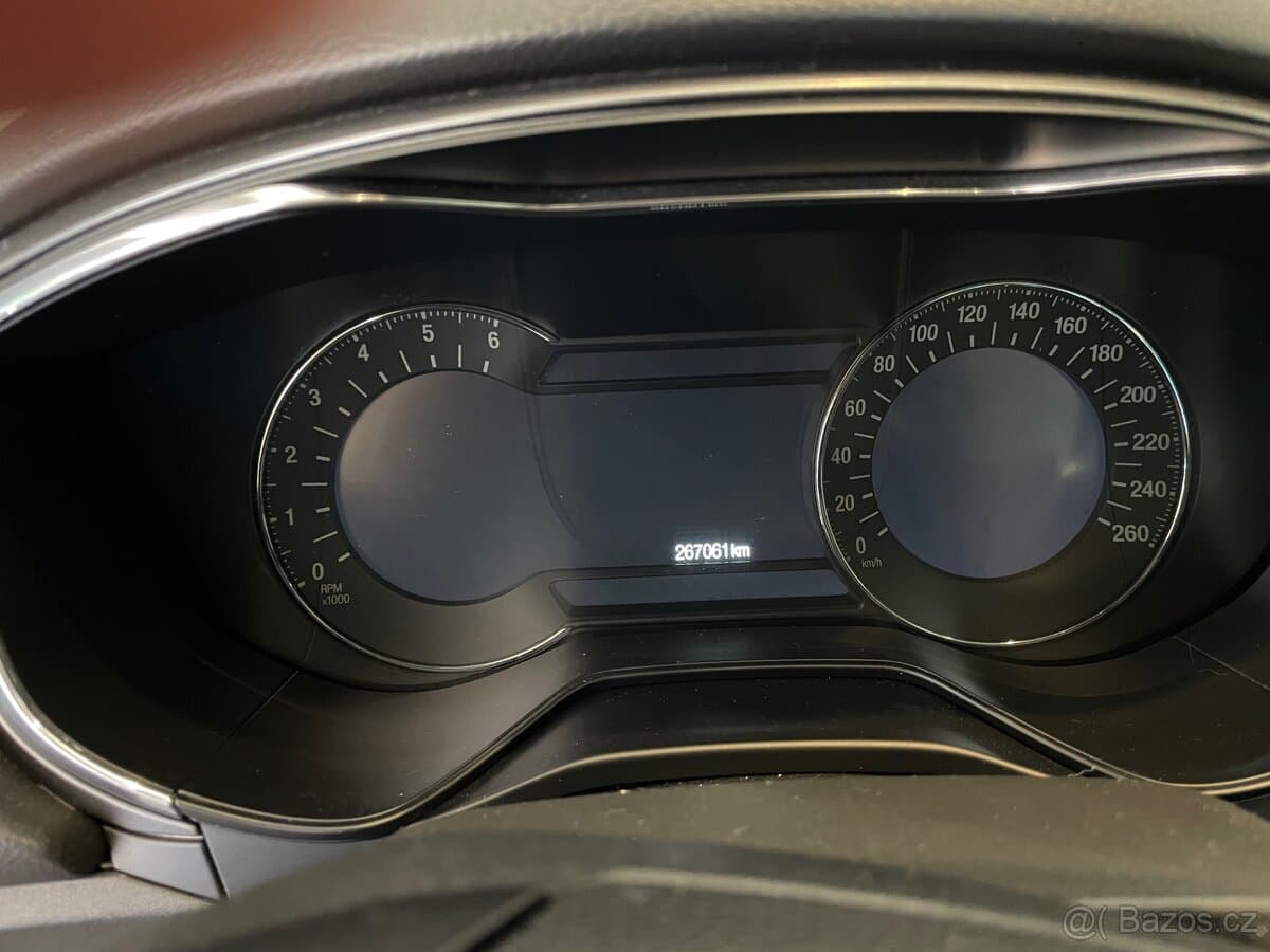 2015 Ford MONDEO - 17