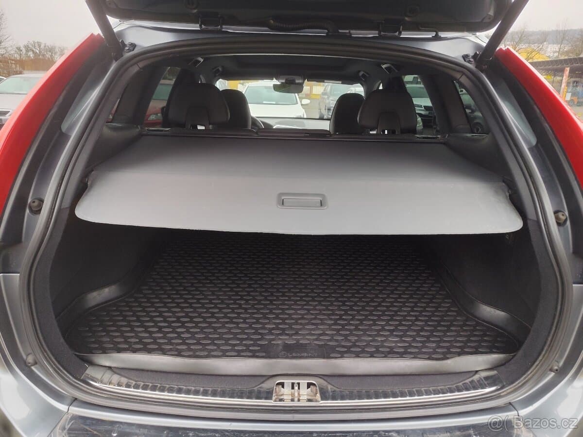 2015 Volvo XC60 - 17