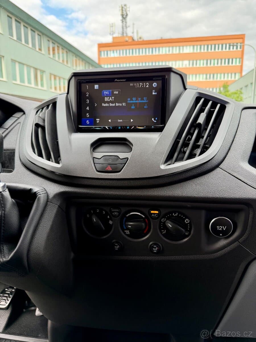 2018 Ford TRANSIT - 17