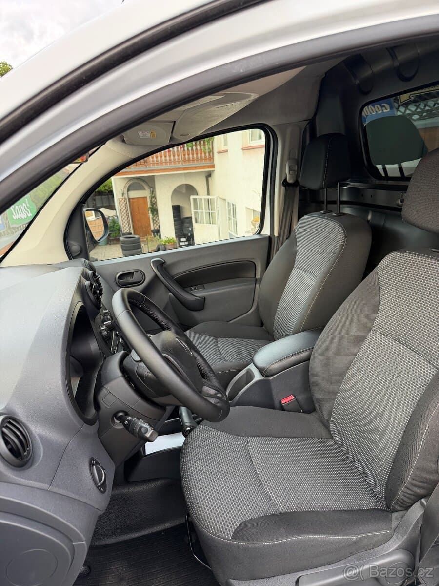 2013 Mercedes-Benz CITAN - 17