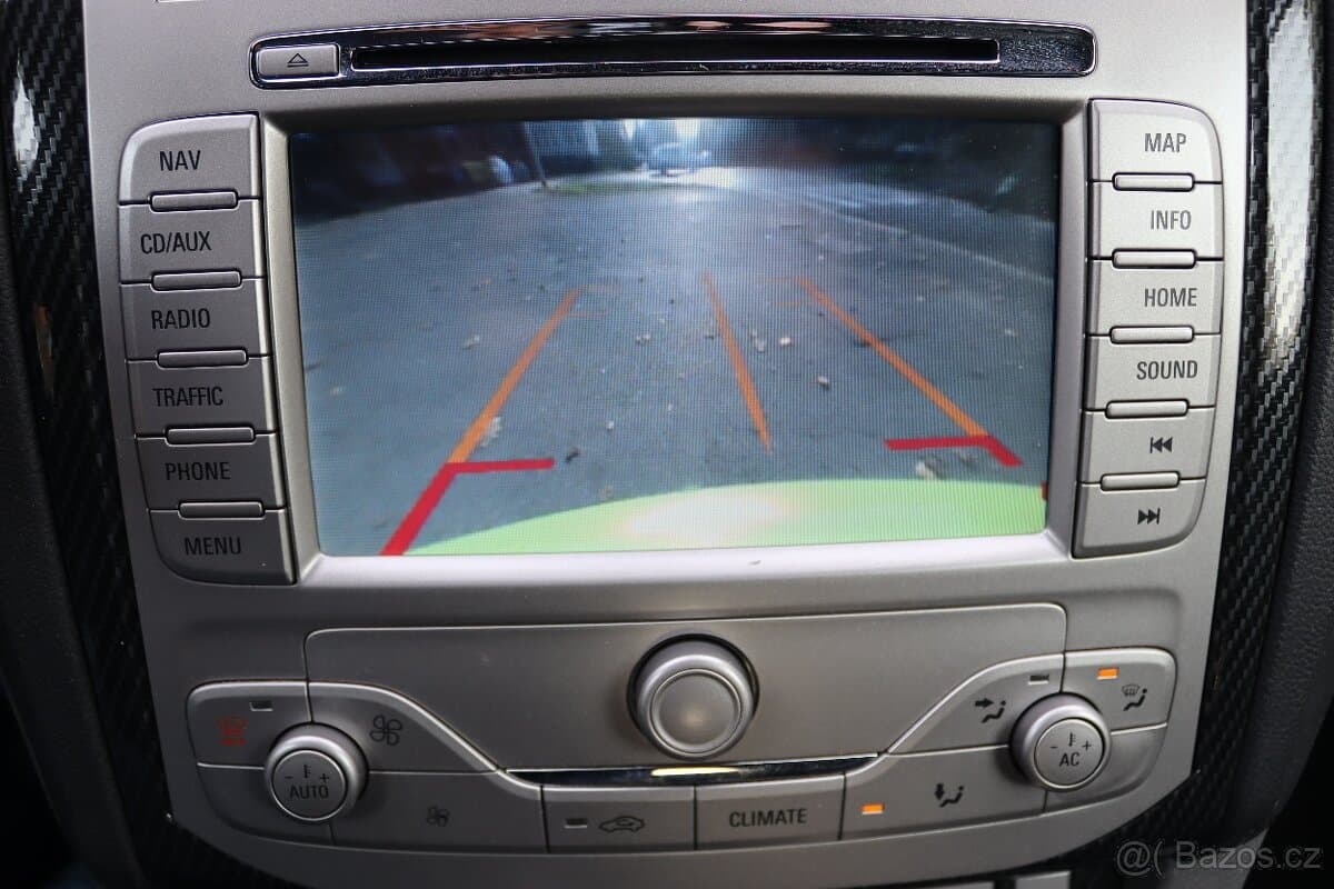 2009 Ford FOCUS - 17