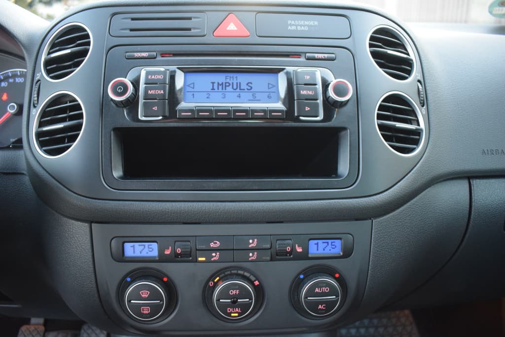 2008 Volkswagen GOLF - 17
