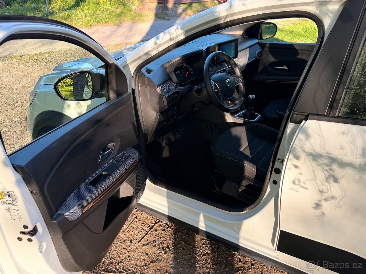 2022 Dacia SANDERO - 17