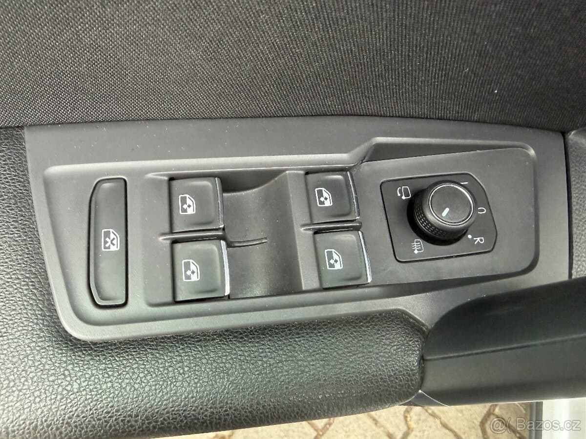 2018 Volkswagen TIGUAN - 17