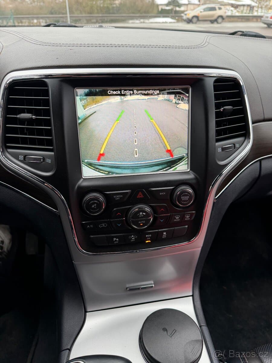 2015 Jeep CHEROKEE - 17