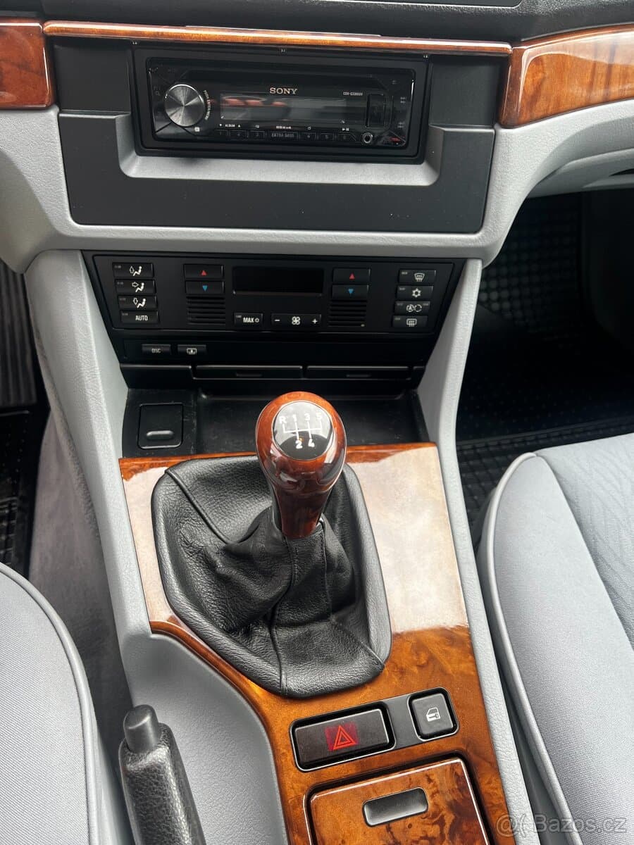 2001 BMW 5-SERIES - 17