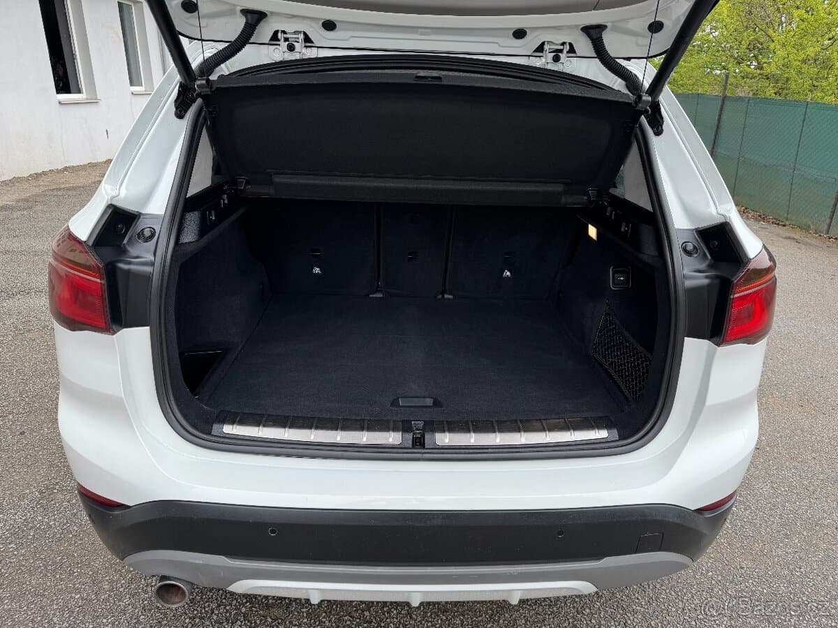 2016 BMW X1 - 17