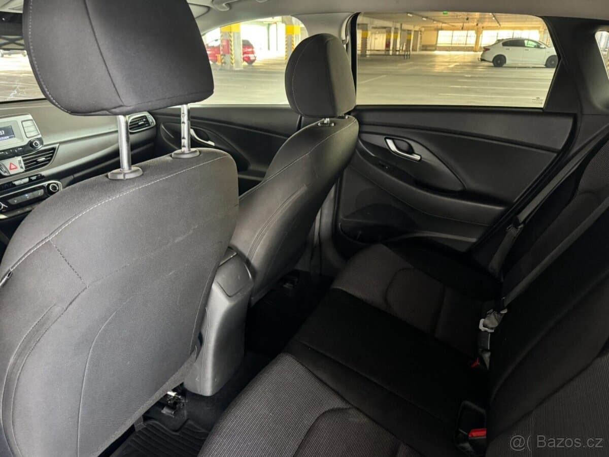 2021 Hyundai i30 - 17