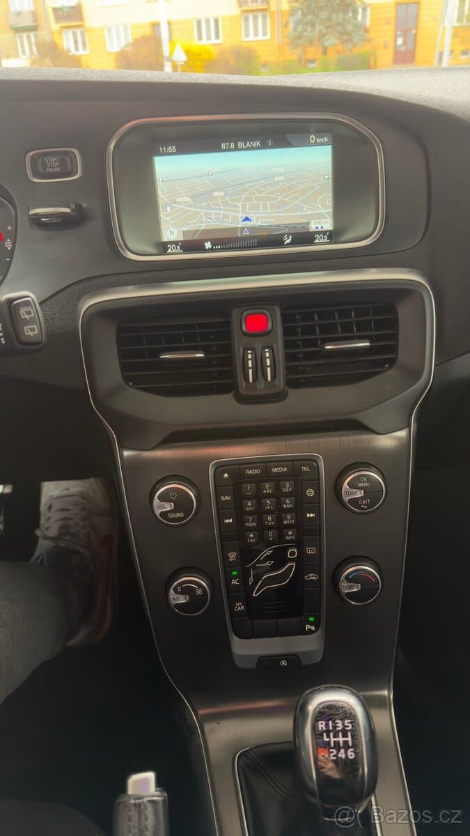 2014 Volvo V40 - 17