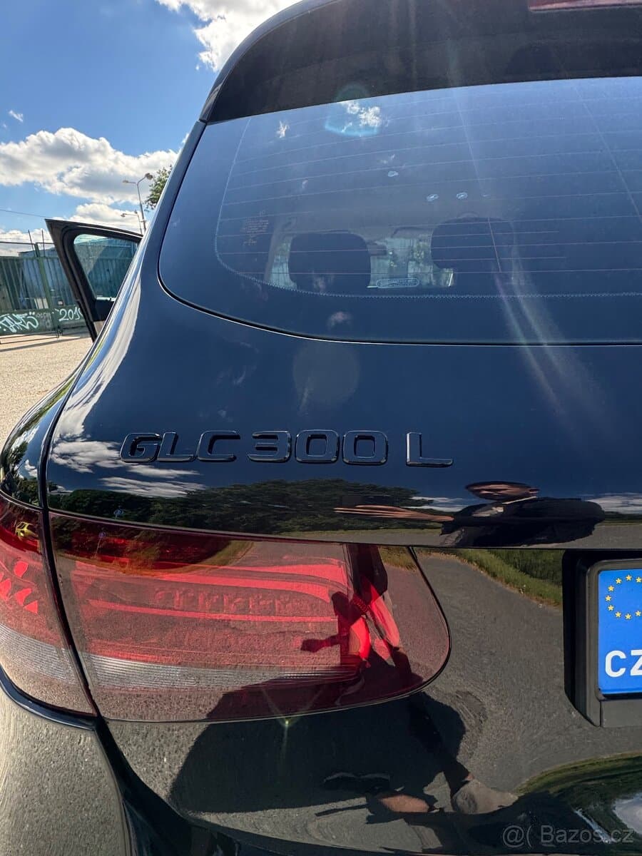 2016 Mercedes-Benz GLC - 17