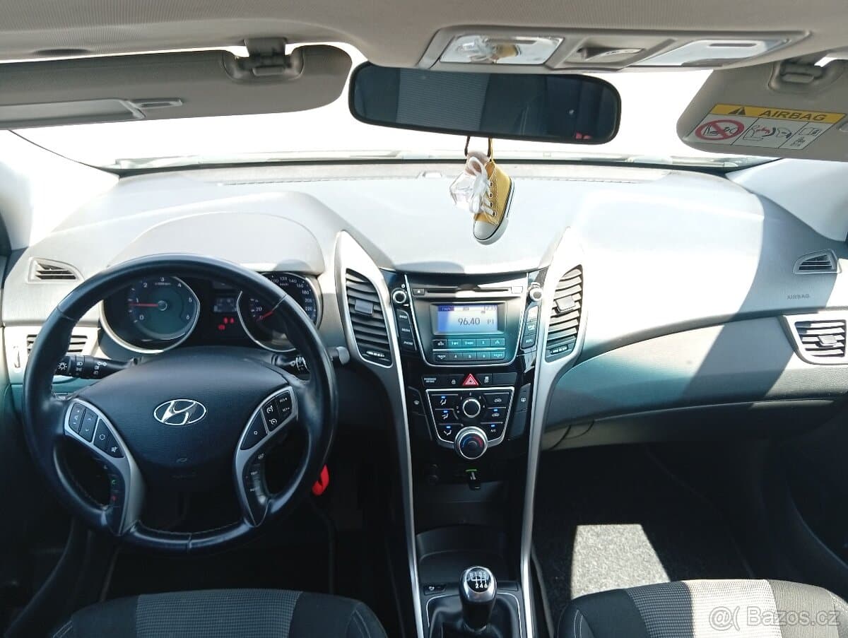 2017 Hyundai i30 - 17