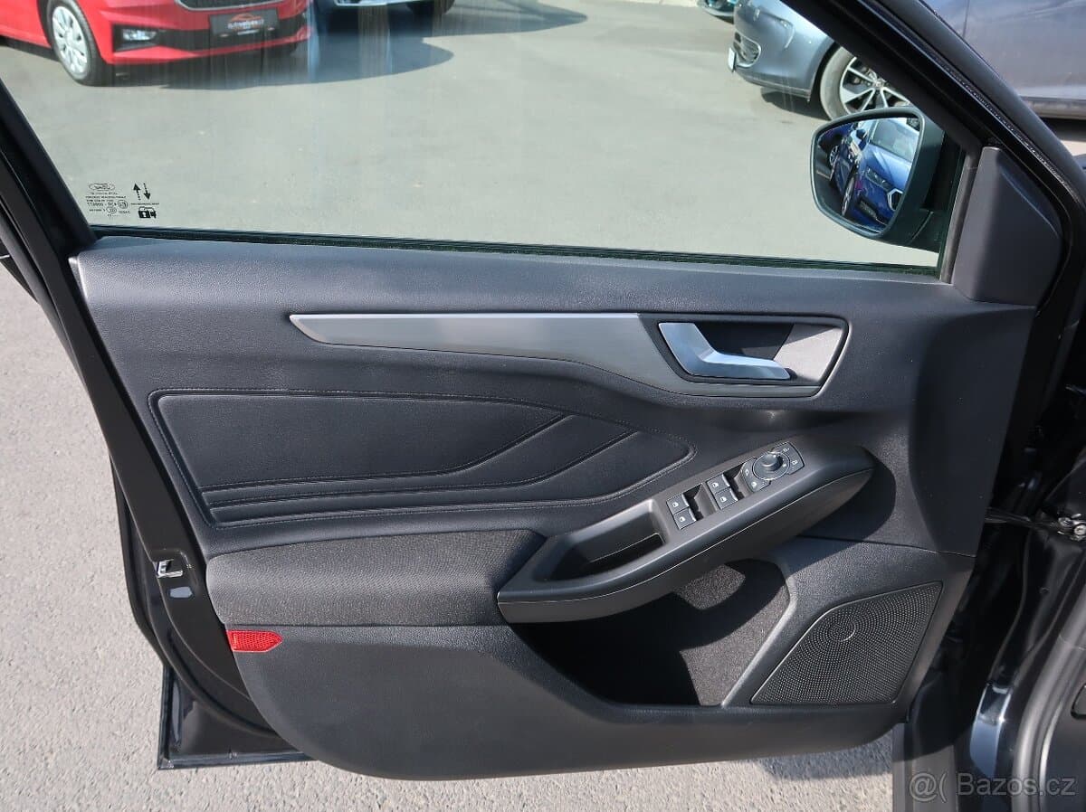 2023 Ford FOCUS - 17