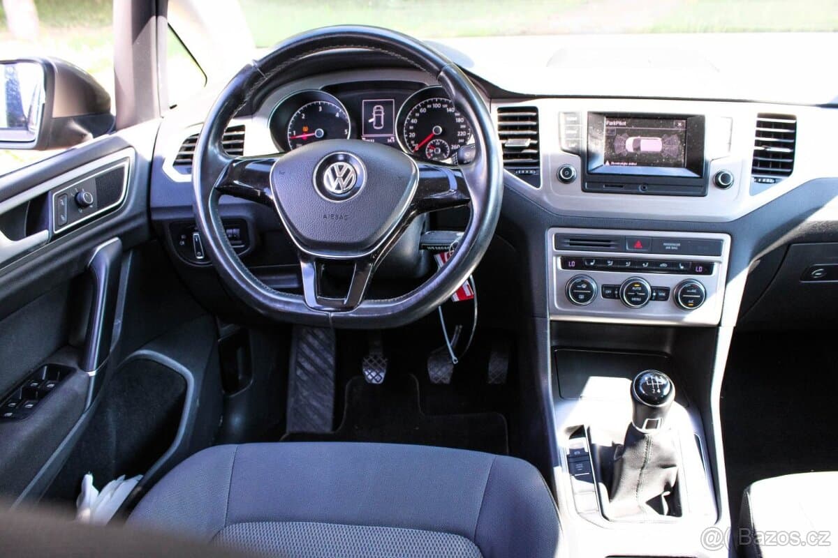 2014 Volkswagen GOLF - 17