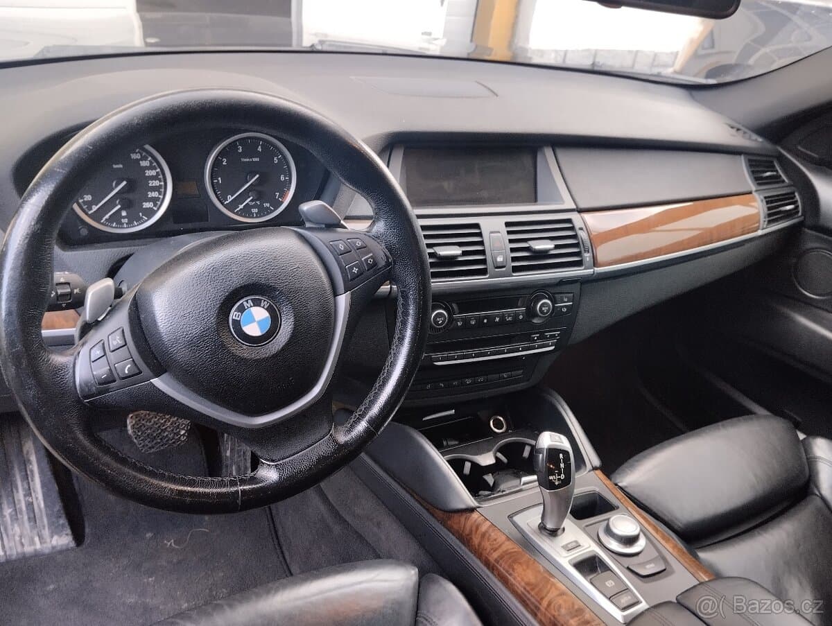 2009 BMW X6 - 17