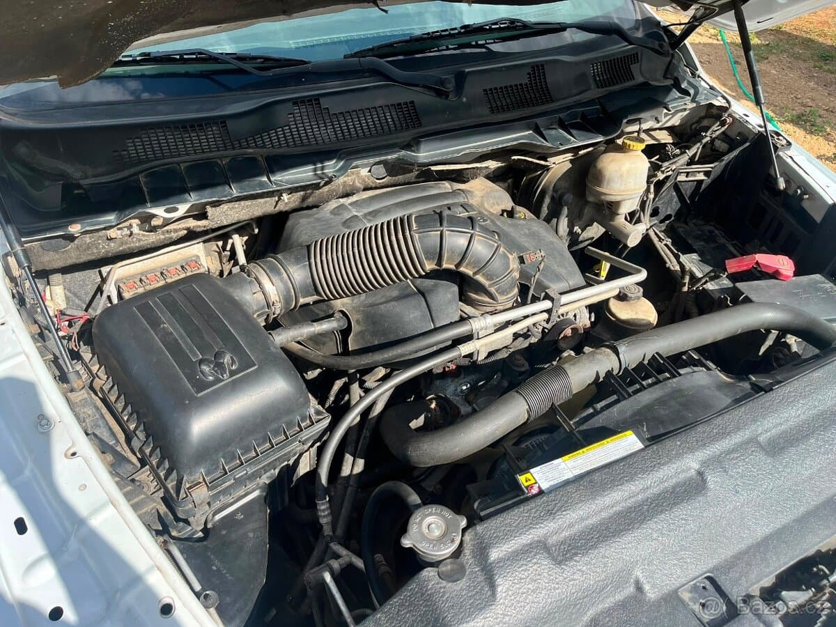 2010 Dodge OSTATNÍ - 17