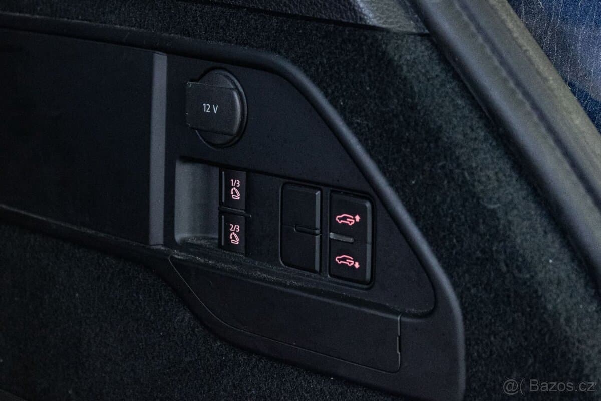 2014 Volkswagen TOUAREG - 17