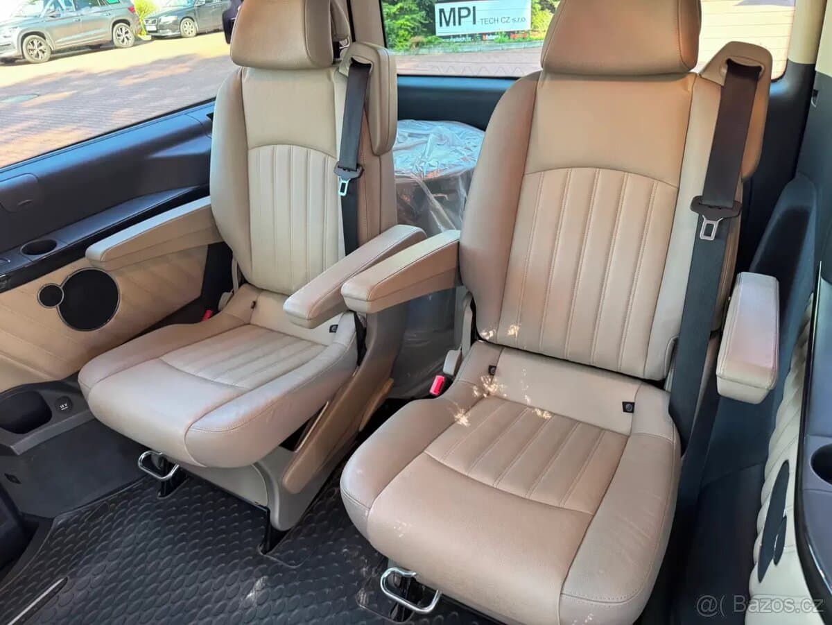 2012 Mercedes-Benz VIANO - 17