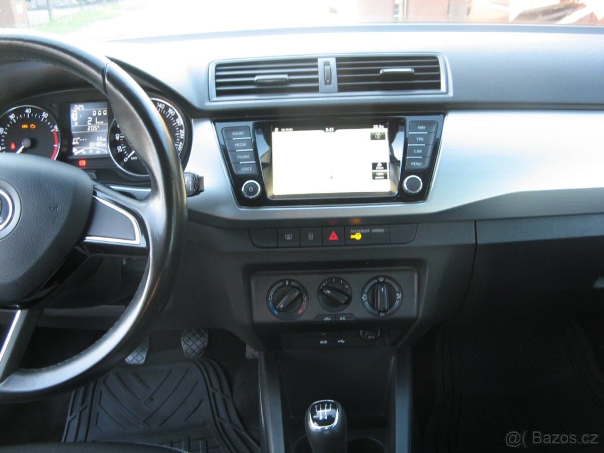 2016 Škoda FABIA - 17