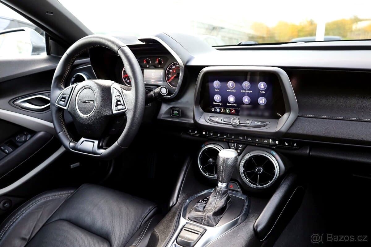 2021 Chevrolet CAMARO - 17