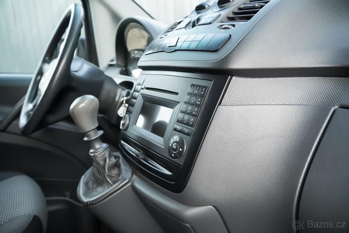 2012 Mercedes-Benz VITO - 17