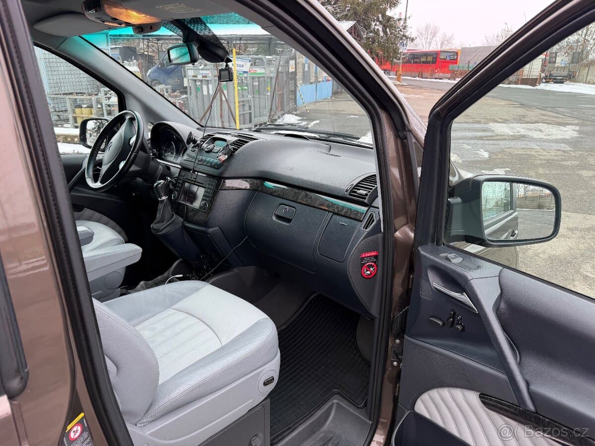 2013 Mercedes-Benz VIANO - 17
