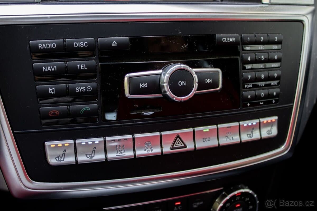 2014 Mercedes-Benz GL - 17