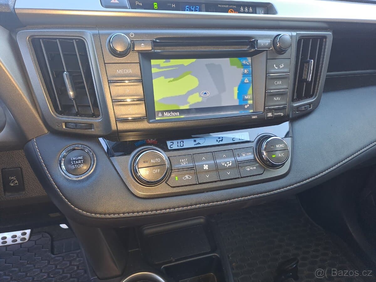 2014 Toyota RAV4 - 17