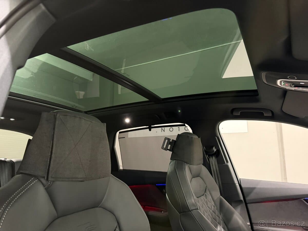 2023 Audi SQ7 - 17