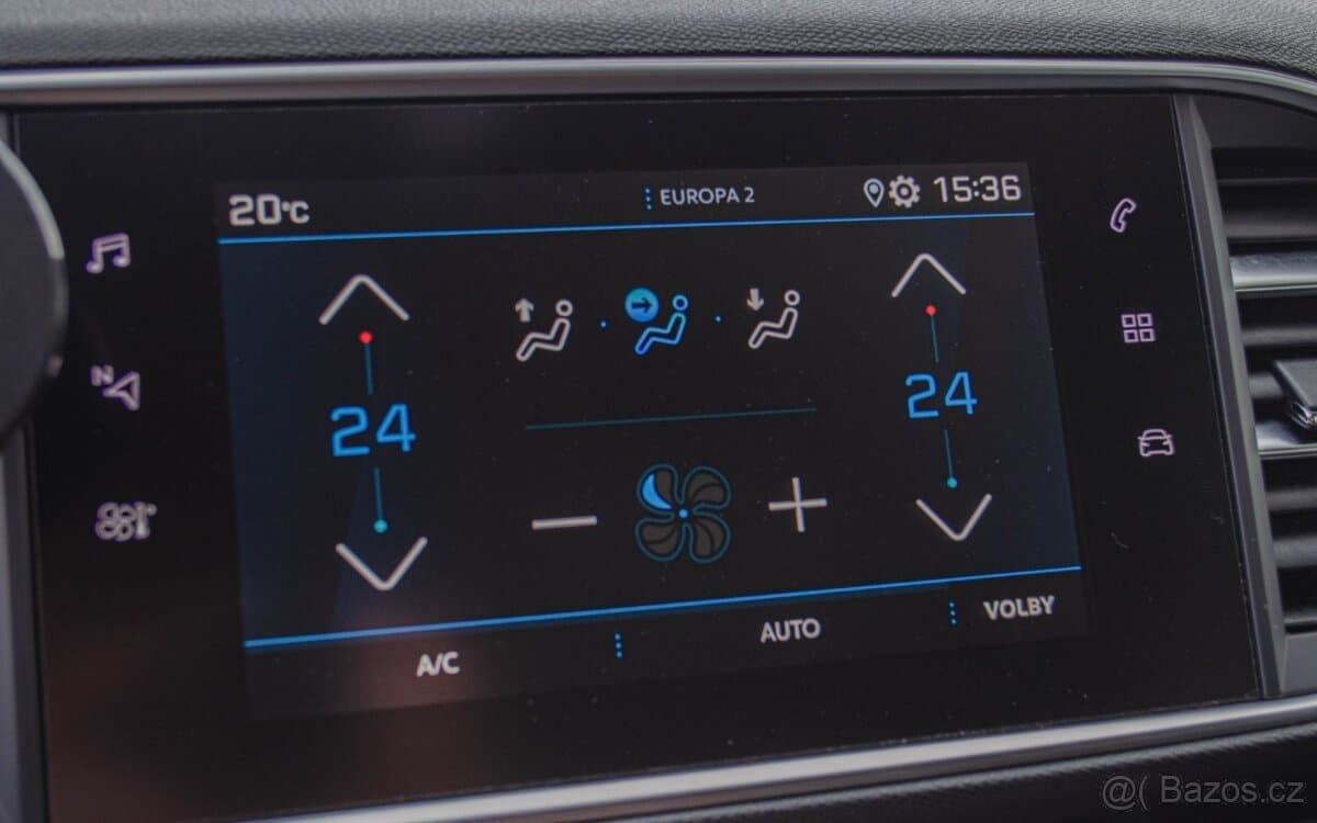2020 Peugeot 308 - 17
