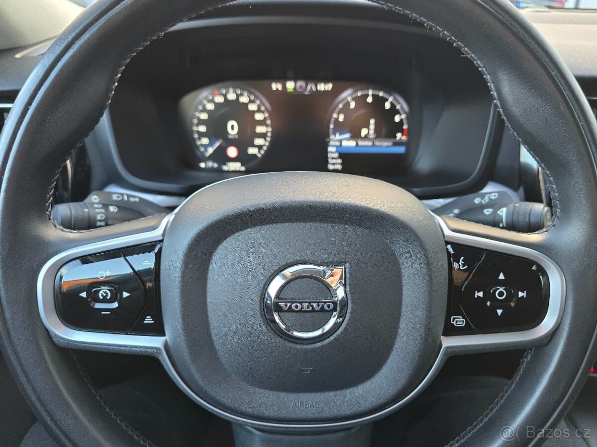 2021 Volvo V60 - 17