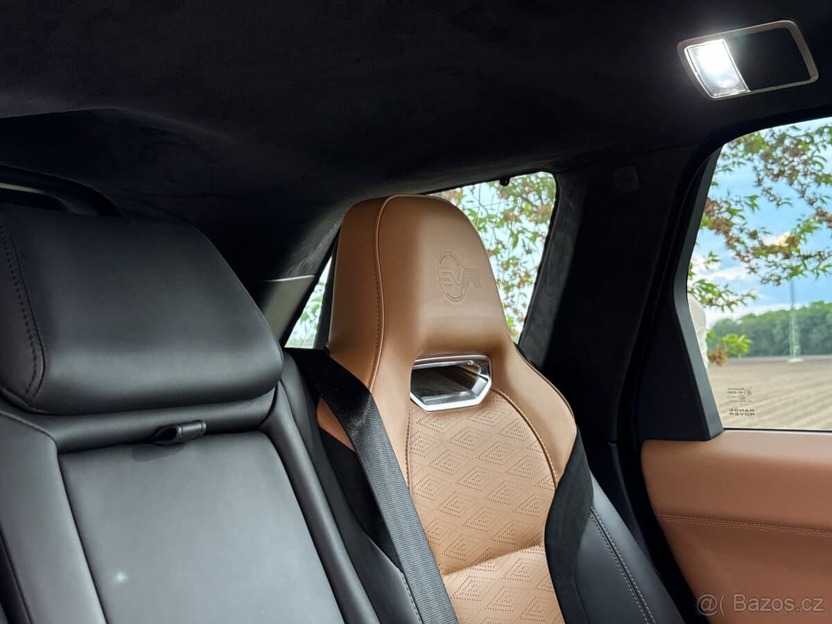 2021 Land Rover RANGE ROVER - 17