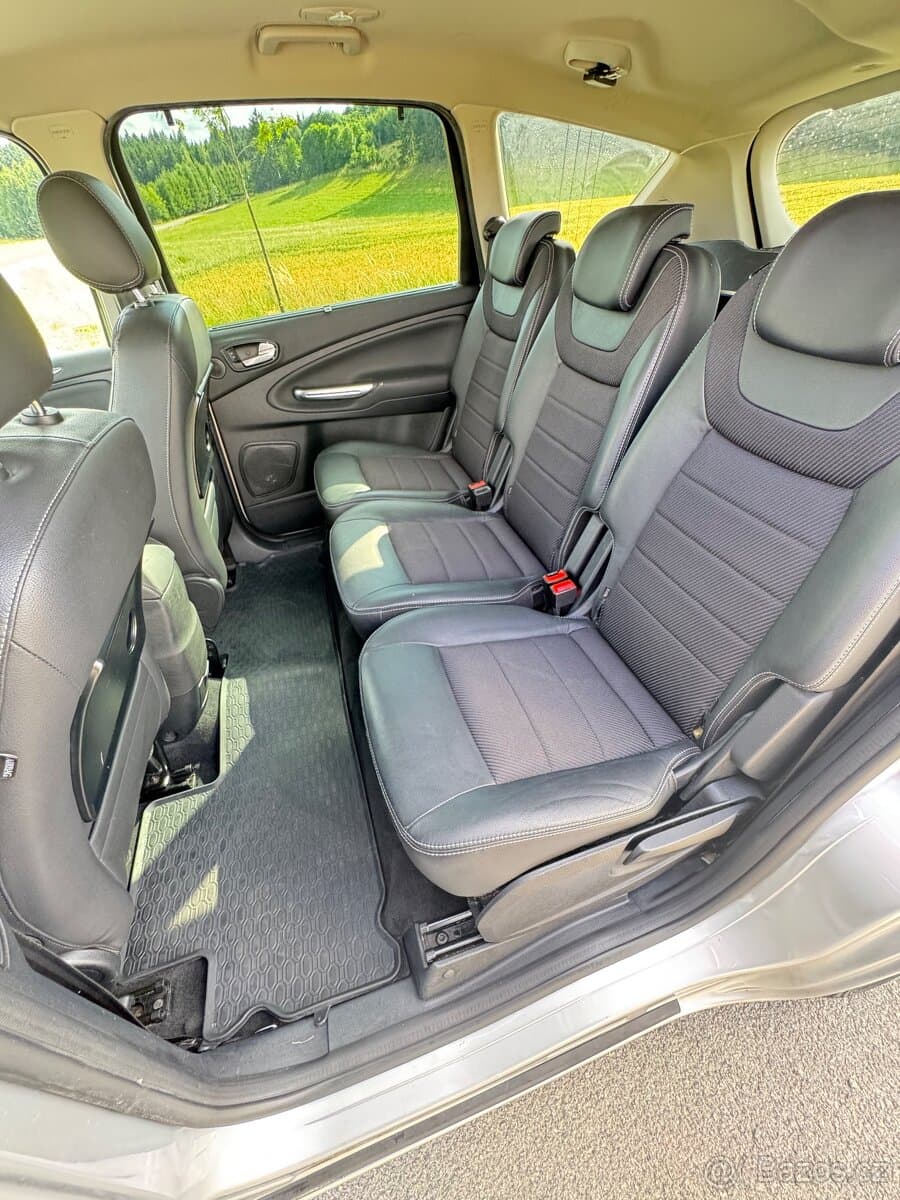 2014 Ford S-MAX - 17