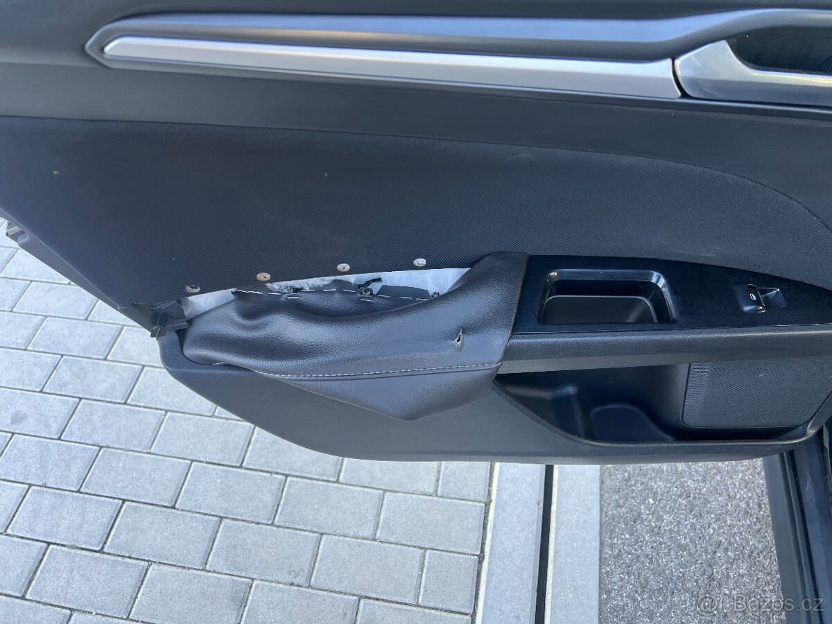 2016 Ford MONDEO - 17