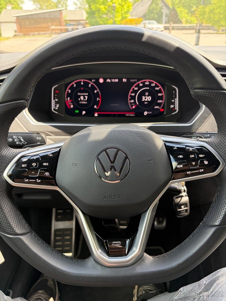 2021 Volkswagen TIGUAN - 17