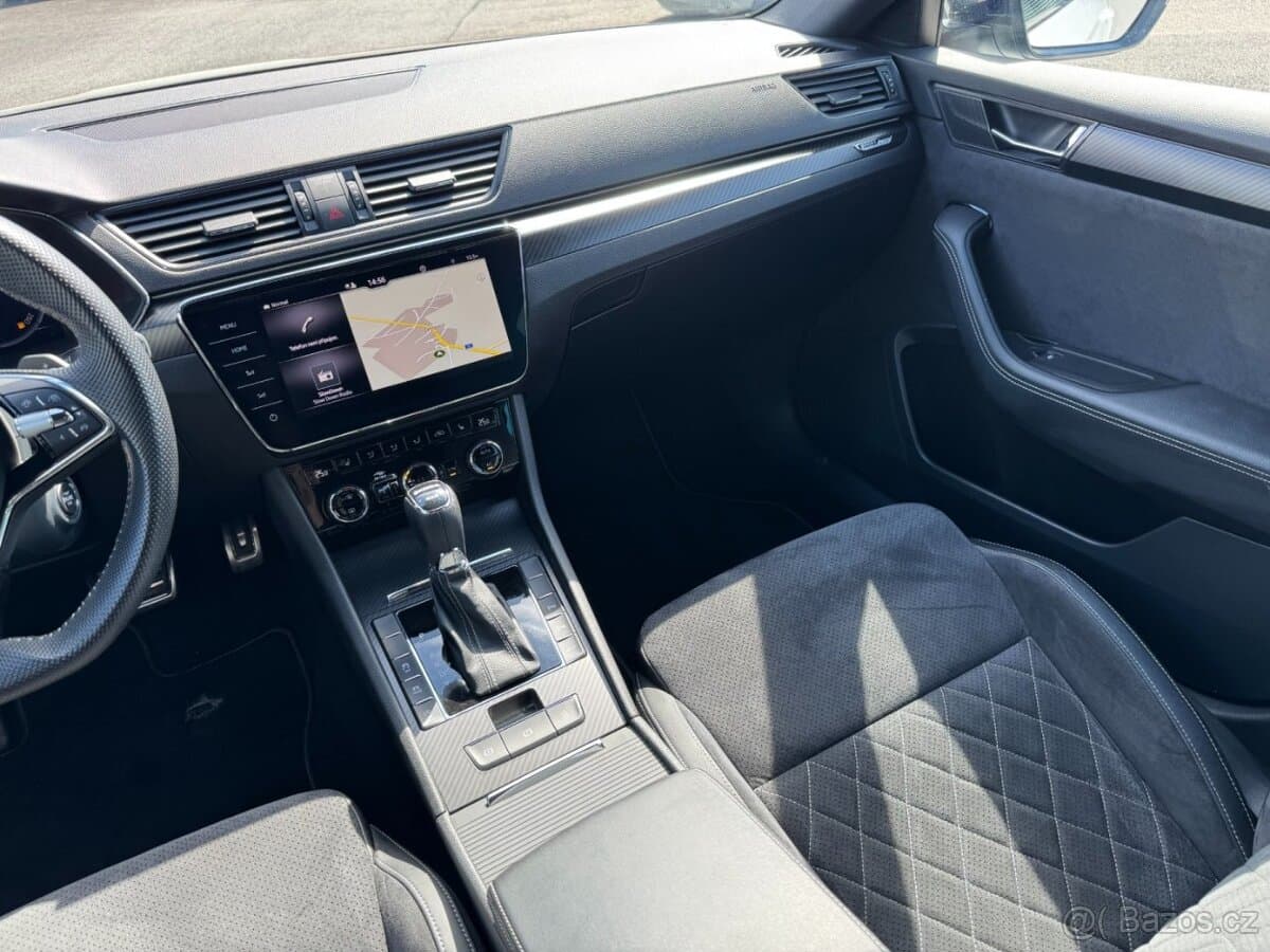 2023 Škoda SUPERB - 17