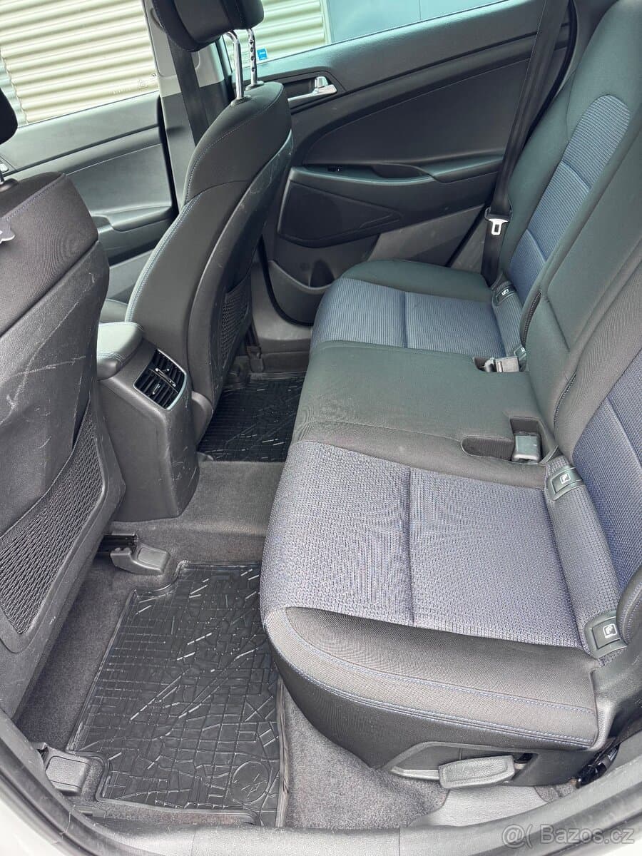 2016 Hyundai TUCSON - 17
