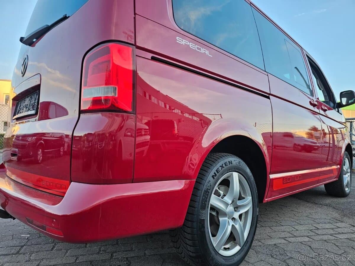2012 Volkswagen MULTIVAN - 17